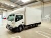 Nissan Cabstar 2016 con caja cerrada y plataforma en Valencia
